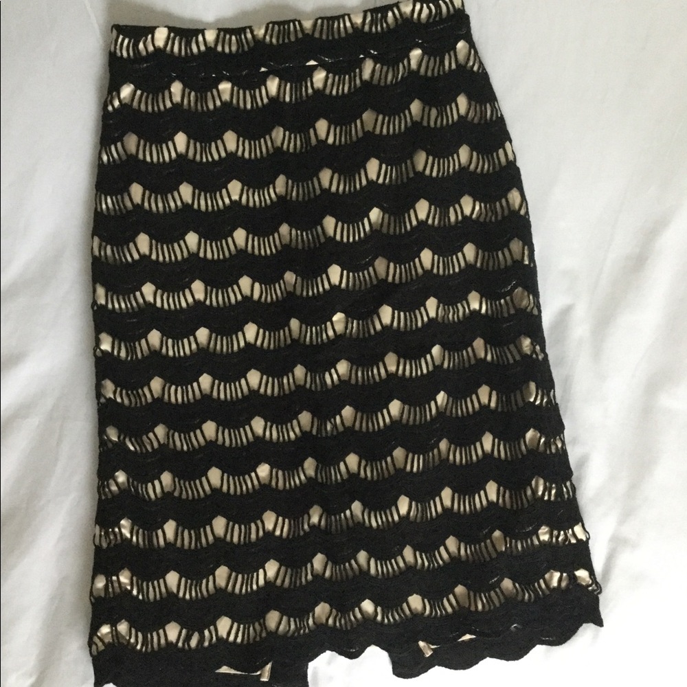 Kate Spade scallop lace pencil skirt